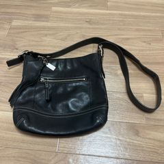 美品】オールドコーチ ショルダーバッグ ロゴチャーム レザー 斜め掛け