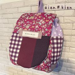名入れ無料＊ベビーリュック　ボルドー花柄パッチワーク＊女の子＊一升餅用にも♪