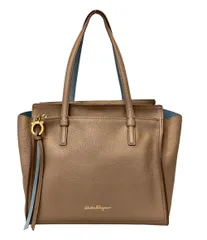 ❣️フェラガモ❣️ ベージュ ショルダー　バッグ　ferragamo エイミー　美品 ❣️フェラガモ❣️ ベージュ ショルダー バッグ ferragamo