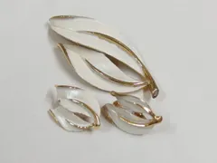 SARAH COVENTRY サラコヴェントリー ヴィンテージ ゴールド×ホワイト ブローチ イヤリング セット