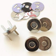 新品 MYmama 差し込み式 マグネットホック シルバー ボタン (18mm 3個入)