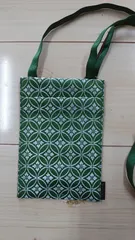 畳の縁で作成したスマホショルダー 《紋縁シリーズ》－小七宝緑銀－