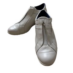 Item thumbnail for item 6c9e4de6-aa13-45c0-900a-ebc80f271fa2