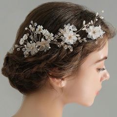 ＜気品と華やかさを＞髪飾り 成人式 結婚式 卒業式 七五三 振袖 桜 和装 ウェディング 袴 着物 ベッドアクセサリー 発表会 かんざし フラワー 結婚式ヘア ブライダルヘア 着物ヘア 前撮り 袴ヘア ウェディングヘア 和装ヘア