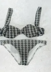 超希少新品美品CHANEL水着ビキニ 超希少新品美品CHANEL水着ビキニ 楽天市場】CHANEL 水着の通販