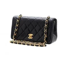 シャネル　マトラッセ　ミニ　フラップ　19　CHANEL FLAP BAG 19 BLACK