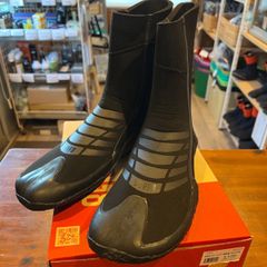 HOLLY サーフブーツ - メルカリ