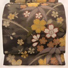 袋帯 美品 秀品 やまと 桜 笹 焦茶色 六通 正絹 【中古】