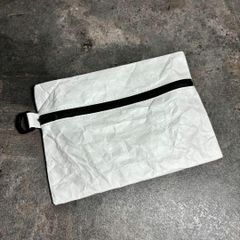 ポーチ　小物入れ　タイベック　軽量　キャンプ　登山　ホワイト