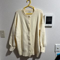 earth ✴︎ 美品　モコモコふわふわ　ミドル丈　カーディガン　クリーム色