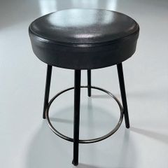 黒の合成皮革 円柱形スツール　飲食店、スナック　5つセット 黒の合成皮革 円柱形スツール 飲食店、スナック 5つセット 最終値下げ