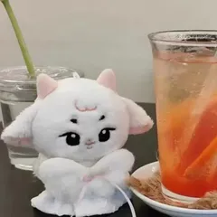 BTS ジン　ぬいぐるみ　10cm 新品　マスター