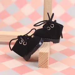 【新品 未使用】10cmマーティンブーツ 黒ブラック靴 　ぬいぐるみ用　着せ替え　ぬい活 　推し活 　推しぬい　綿人形 　ちびぬい　ちびぐるみ 　棉花娃娃 コットンドール