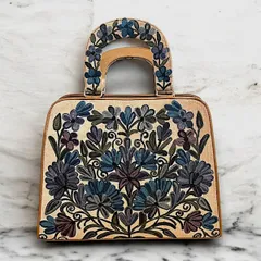 ハンドバッグ ショルダーバッグ 刺繍 草花模様 カシミール刺繍 シルク ハンドメイド カラフル フローラル モダン シック 和装 インド雑貨  手作り 一点もの ハンドメイド 花柄 ベルベット ブルー パープル ベージュ