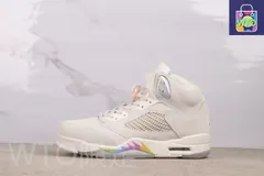 【今日特価】Air Jordan エアジョーダン AJ5 喬丹 5 代エアジョーダン 5 HF3183-001