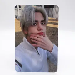 THEBOYZ ヨンフン シーズングリーティング  2022 ヨントン トレカ フォトカード YOUNGHOON  ザ・ボーイズ SEASON’S GREETINGS ドボイズ