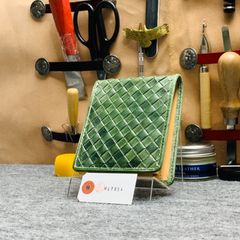 ブライドルレザー イントレチャート 編み込み メンズ 財布　長財布 二つ折り財布