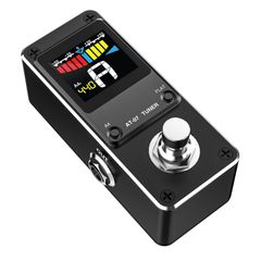 【特売】LEKATO チューナー チューナーペダル トゥルーバイパス付き エレキギターとベースのチューナー ミュート、ピッチ、フラットチューニングを備えたカラーディスプレイチューナーペダル