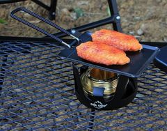 メスティンに入る　コンパクト　鉄板　ソロキャンプに最適！