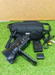 中古品　Canon　デジタルビデオカメラ　iVIS HF G10