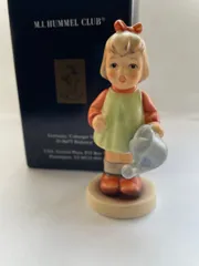 聖母マリアとイエス　＃364　★フンメル人形　ドイツゲーベル　ヴィンテージ　箱付 2025年最新】フンメル 人形 12の人気アイテム - メルカリ