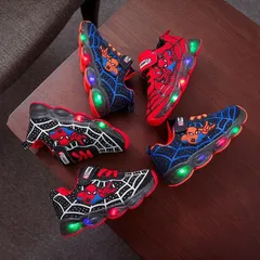 子供靴 キッズ ランニングシューズ スニーカー LEDシューズ マジックテープ 発光 ダンス イベント 男女兼用 通気性 スパイダーマン 脱ぎ履き簡 3色