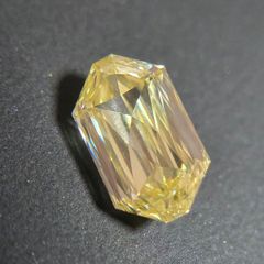 ダイヤモンドルース/ LIGHT YELLOW /0.604 ct.