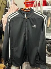 adidas(アディダス) 黒 ジャージ