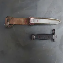 【米軍実物】ベトナム戦争 M7 切断合法品 BOC社製 バヨネット ナム戦 米軍実物】 M7 切断合法品 BOC社製 バヨネット&M8鞘 - メルカリ