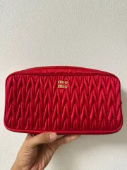 送料関税込み] MIU MIU ショルダーバッグ クラッチバッグ