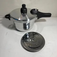 [250円OFFｸｰﾎﾟﾝ有/新生活ﾌｪｱ]電気圧力鍋 4L アイリスオーヤマ圧力鍋 4l 電気 タイマー機能付 3〜4人 炊飯器 炊飯ジャー  無水調理 蒸し料理 グリル鍋 低温調理 電気調理器 蓋付き レシピブック付き 時短 簡単 安全 保温 圧力なべ 電気鍋 おしゃれ 送料無料【B】 |  