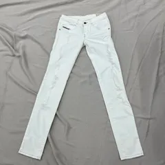 DIESEL ディーゼル　ボトムス　ダメージ加工　白　ホワイト　レディース