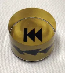 【中古】小物(男性) THE ORAL CIGARETTES スタンプ(ゴールド) 「Kisses and Kills Tour 2018-2019 A/W Arena series～Directly in a wide place～」 カプセルトイ景品
