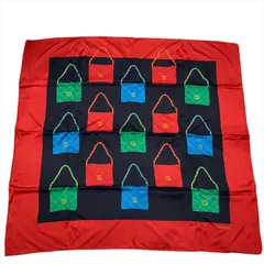 良品 CHANEL シャネル ココマーク マトラッセ ヴィンテージ バッグ柄 大判 スカーフ 服飾小物 シルク 100％ レッド ブラック k5481