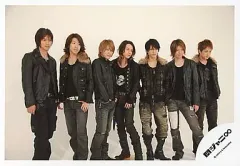 【中古】生写真(ジャニーズ) 関ジャニ∞/集合(7人)/横型・ジャケット黒・目線右・背景白/公式生写真