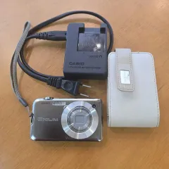 CASIO EXILIM CAMERAのサムネイル