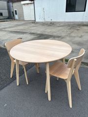 ✨美品【イケア/ラウンドテーブル】イス2脚セット　LISABO リーサボー  丸テーブル　 アッシュ　天板直径105㎝　高74　IKEA  【倉庫前引き取り限定値引きあり‼️】