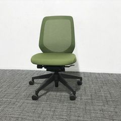 イトーキ 希少 ハイチェア カウンターチェア 昇降式 足置き付 - メルカリ