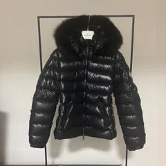 2025年最新】モンクレールBADYFURの人気アイテム - メルカリ