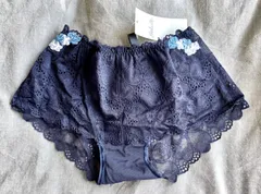 ワコール サルートの総レースショーツ M   新品