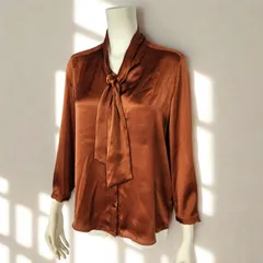 デスタイル destyle ネックリボン 光沢シャツ レザーブラウン レディース