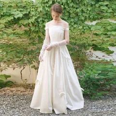 ウェディングドレス ウエディングドレス ロングドレス 二次会 結婚式 前撮り ブライダル サテン リボン オフショルダー 花嫁 Aラインドレス 編み上げ ant4y268763