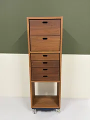 【廃盤 希少品】無印良品 ４段チェスト 足つき ウォールナット材　送料込み 木製チェスト4段 ウォールナット材突板 | 無印良品