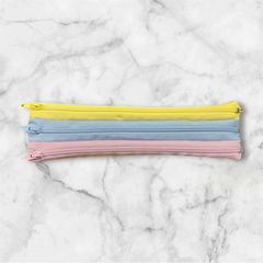 カラフルなファスナーペンケース②