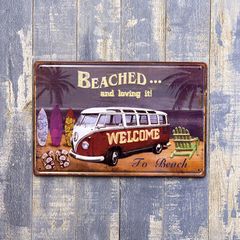 アンティークメタルエンボスプレート　S　Beached　アメリカン雑貨　ブリキ　看板
