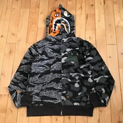 ★XL★ Undefeated × BAPE タイガー シャーク パーカー Tiger Shark full zip hoodie a bathing ape エイプ ベイプ 迷彩
