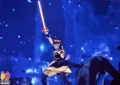 【中古】生写真(女性) 私立恵比寿中学/小林歌穂/ライブフォト・横型・全身・衣装黒・黄・右手上げ・ロゴ「EBI10」/「エビ展 ?永遠に中学生の彼女たち? presented by ナタリー」冬セット生写真