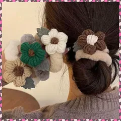 送料無料 花モチーフ ヘアゴム レディース 秋冬 大人かわいい ニットフラワー付き ヘアアクセサリー おしゃれ まとめ髪 簡単 ヘアアレンジ 韓国風 髪飾り プチプラ女性 ポニーテールアクセ 髪留めゴムもこもこ エコファーヘアゴム