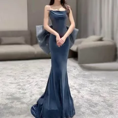 大き目リボンがオシャレでシンプルなベロア イブニングドレス