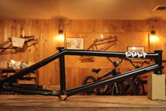 CULT Heaven's Gate Begin Frame / black 20.75 bmx